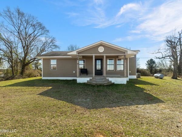 39 County Road 279, Bay Springs, MS 39422