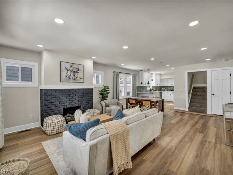 4498 South Hills Drive, Cleveland, OH 44109 Photo 10