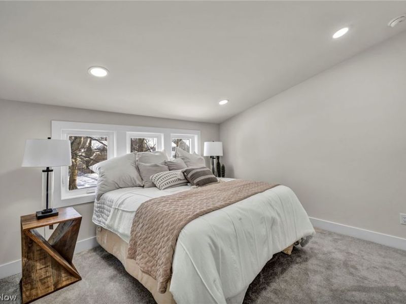 4498 South Hills Drive, Cleveland, OH 44109 Photo 27