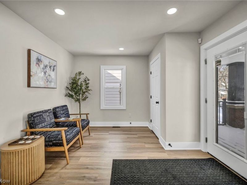 4498 South Hills Drive, Cleveland, OH 44109 Photo 4