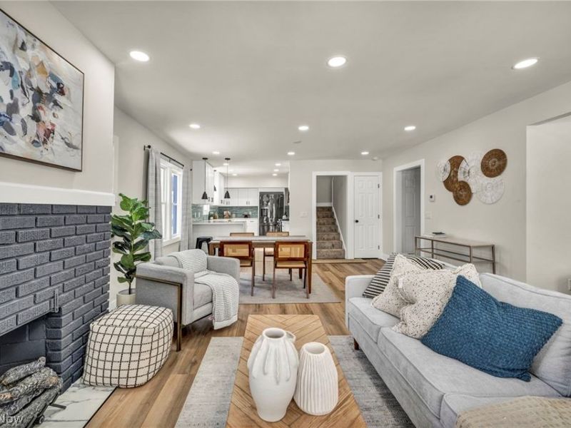 4498 South Hills Drive, Cleveland, OH 44109 Photo 8