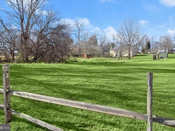 20821 BROOKE KNOLLS ROAD, GAITHERSBURG, MD 20882