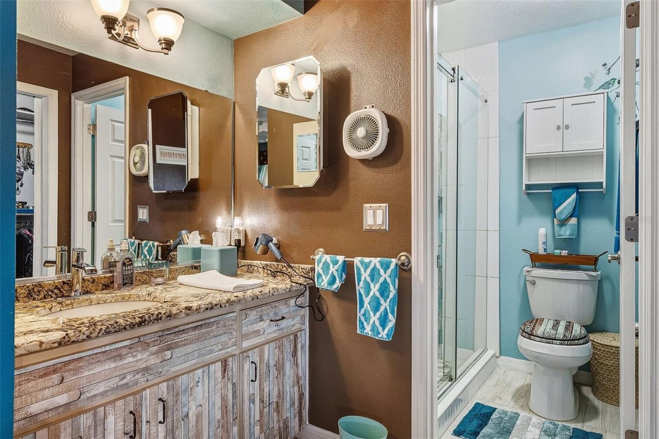 7728 34th Court E, Sarasota, FL 34243 Photo