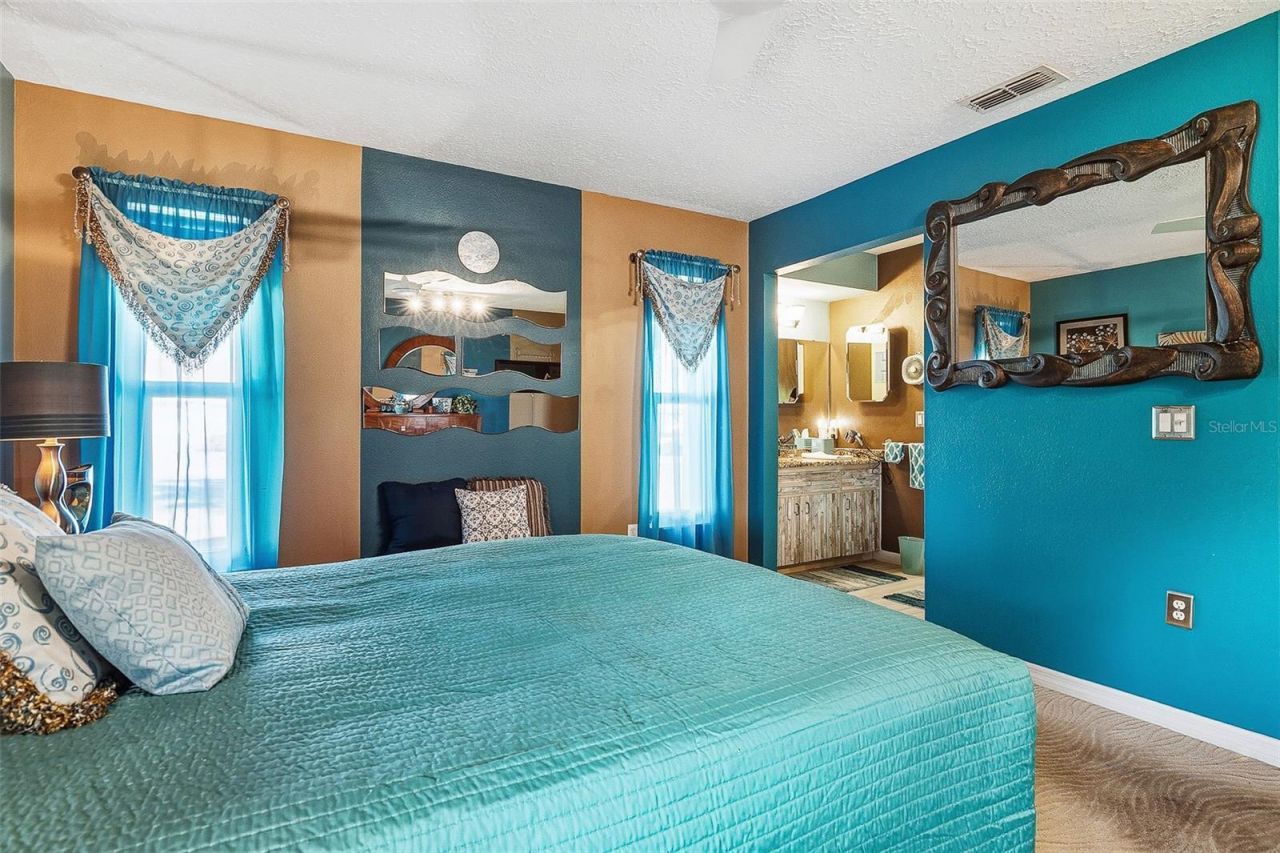 7728 34th Court E, Sarasota, FL 34243 Photo