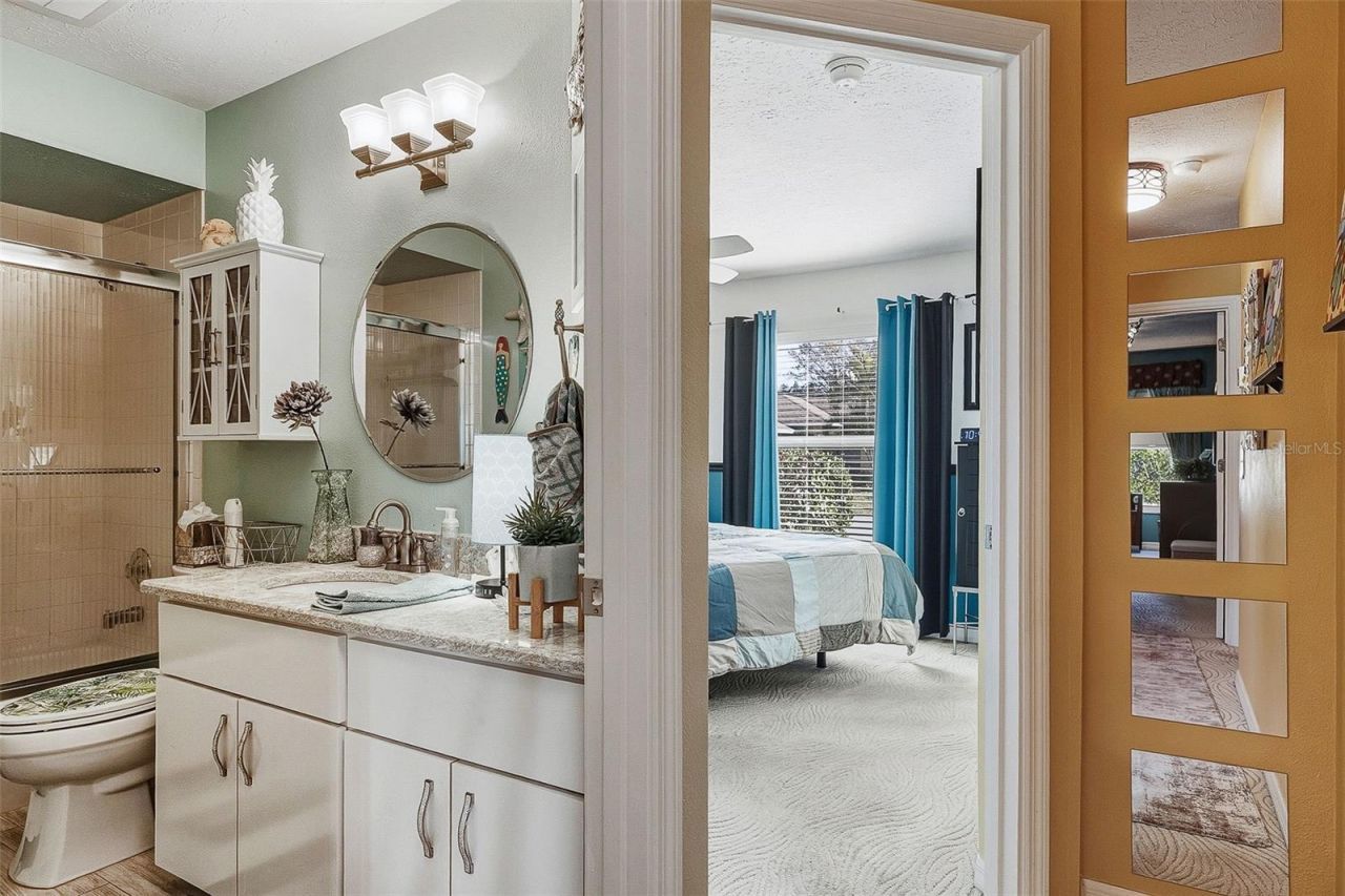 7728 34th Court E, Sarasota, FL 34243 Photo