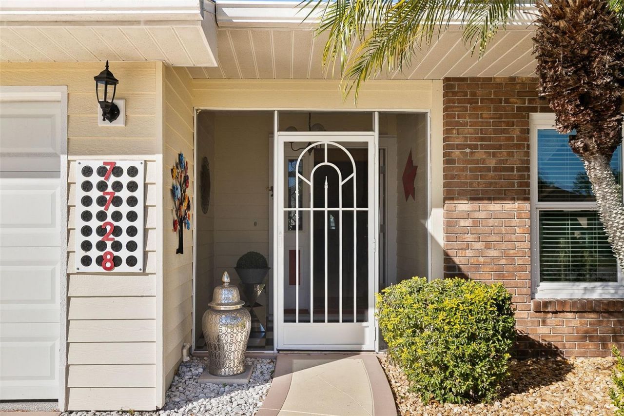 7728 34th Court E, Sarasota, FL 34243 Photo