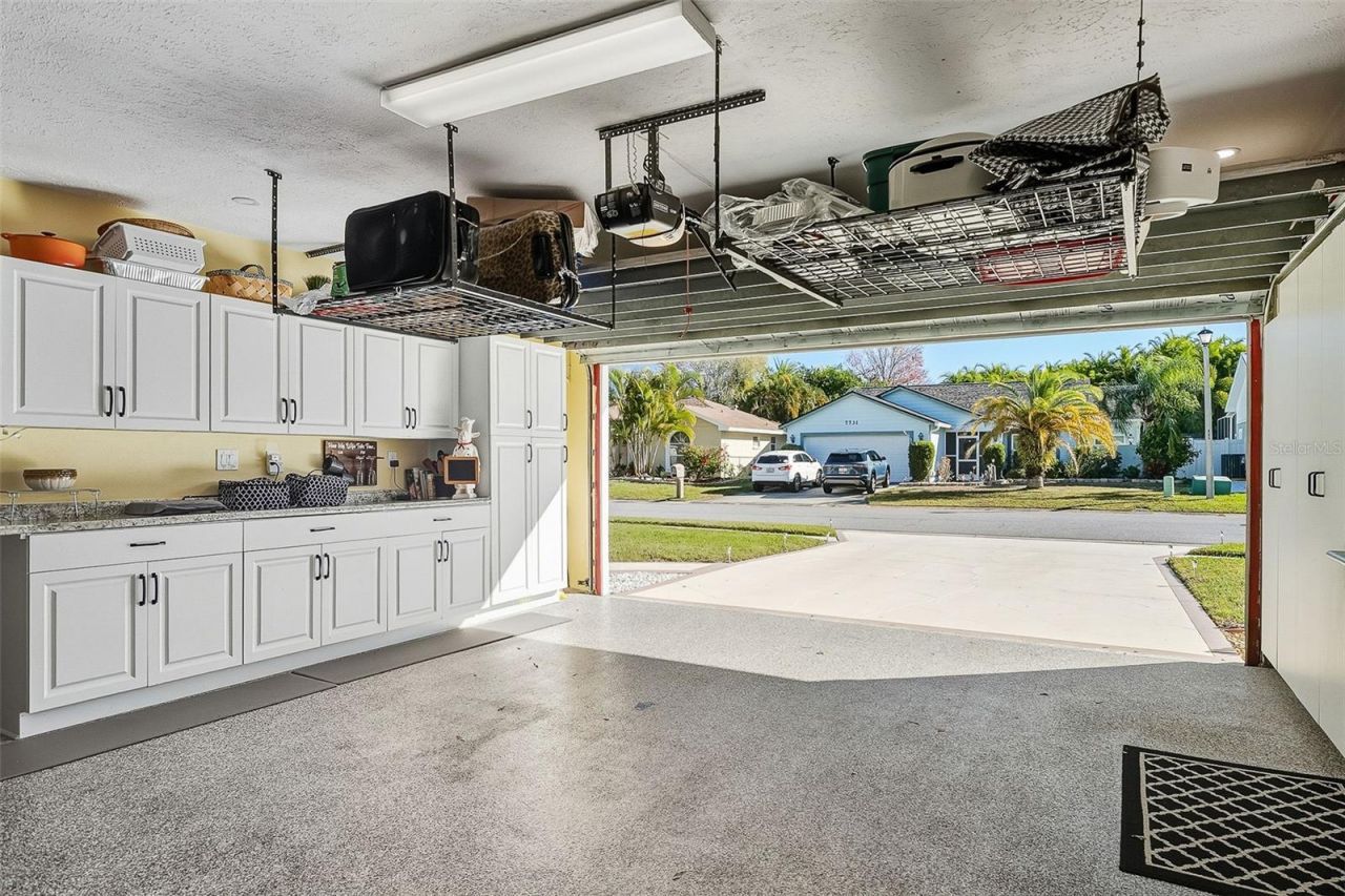 7728 34th Court E, Sarasota, FL 34243 Photo