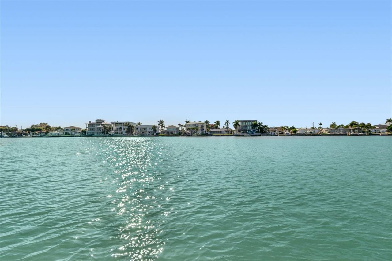 7864 9th Avenue S, Saint Petersburg, FL 33707 Photo