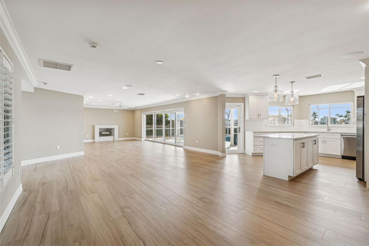 7864 9th Avenue S, Saint Petersburg, FL 33707 Photo