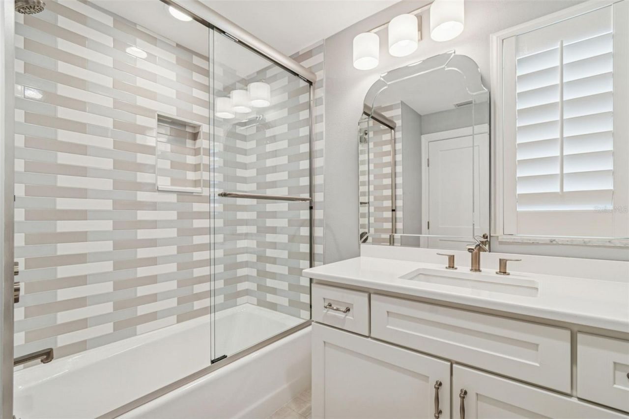 7864 9th Avenue S, Saint Petersburg, FL 33707 Photo