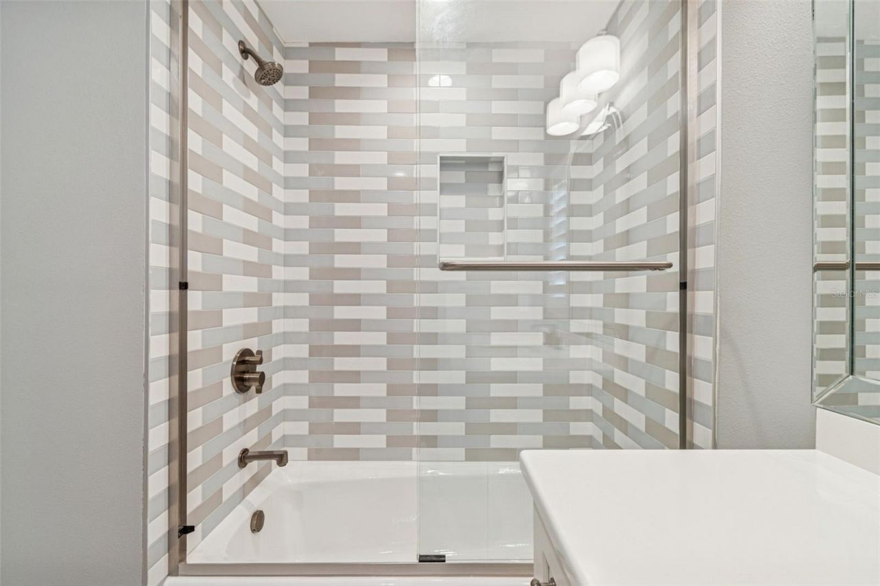 7864 9th Avenue S, Saint Petersburg, FL 33707 Photo