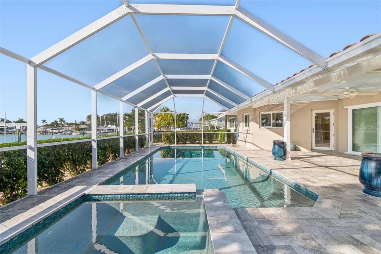 7864 9th Avenue S, Saint Petersburg, FL 33707 Photo