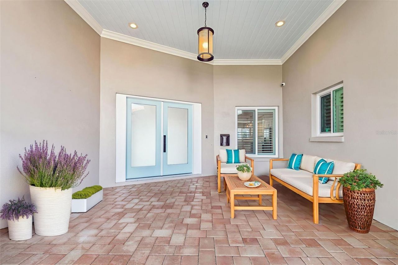 7864 9th Avenue S, Saint Petersburg, FL 33707 Photo