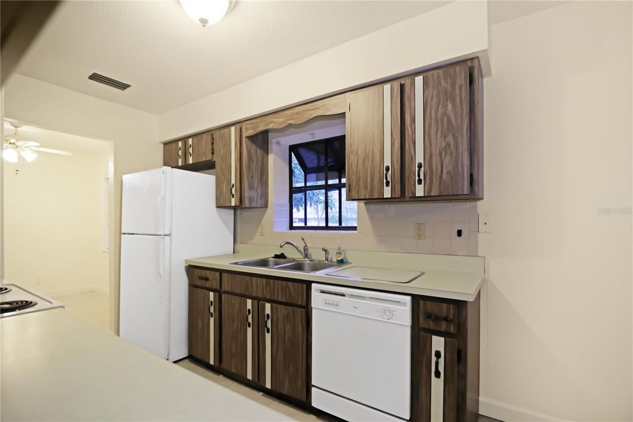 937 Chickadee Drive, Port Orange, FL 32127 Photo