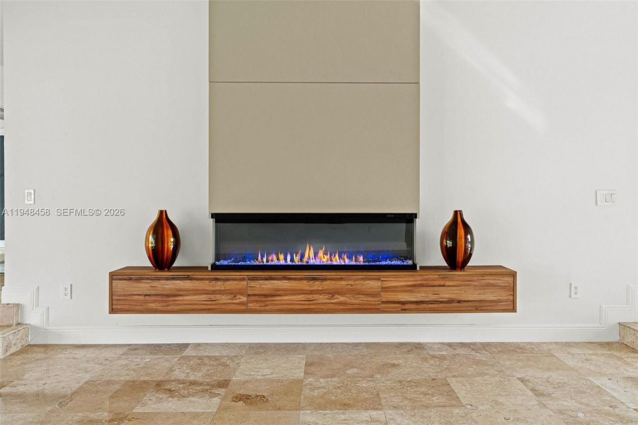 9901 NW 130th St , Hialeah Gardens, FL 33018 Photo