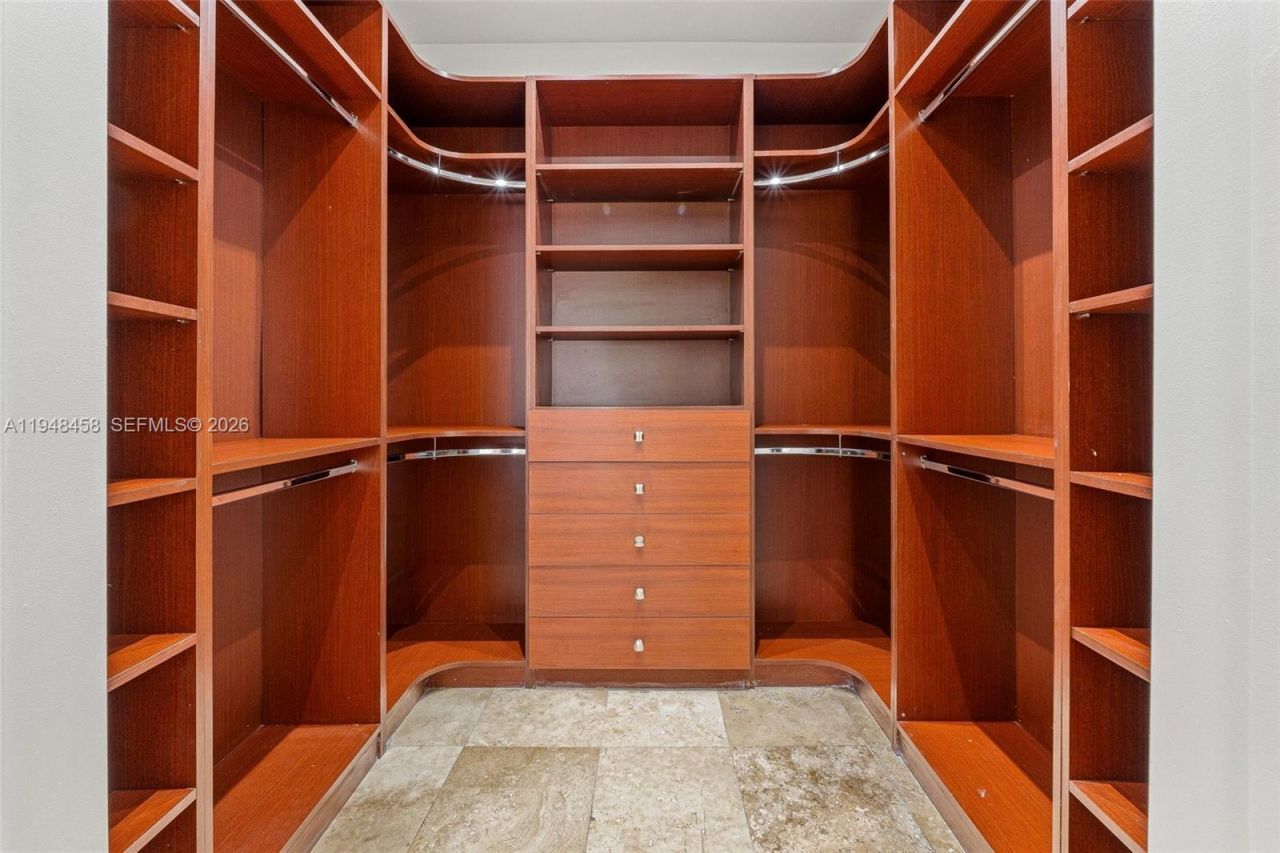 9901 NW 130th St , Hialeah Gardens, FL 33018 Photo