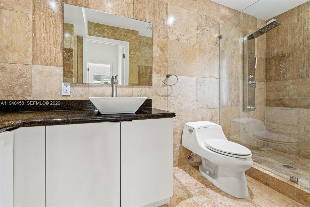 9901 NW 130th St , Hialeah Gardens, FL 33018 Photo