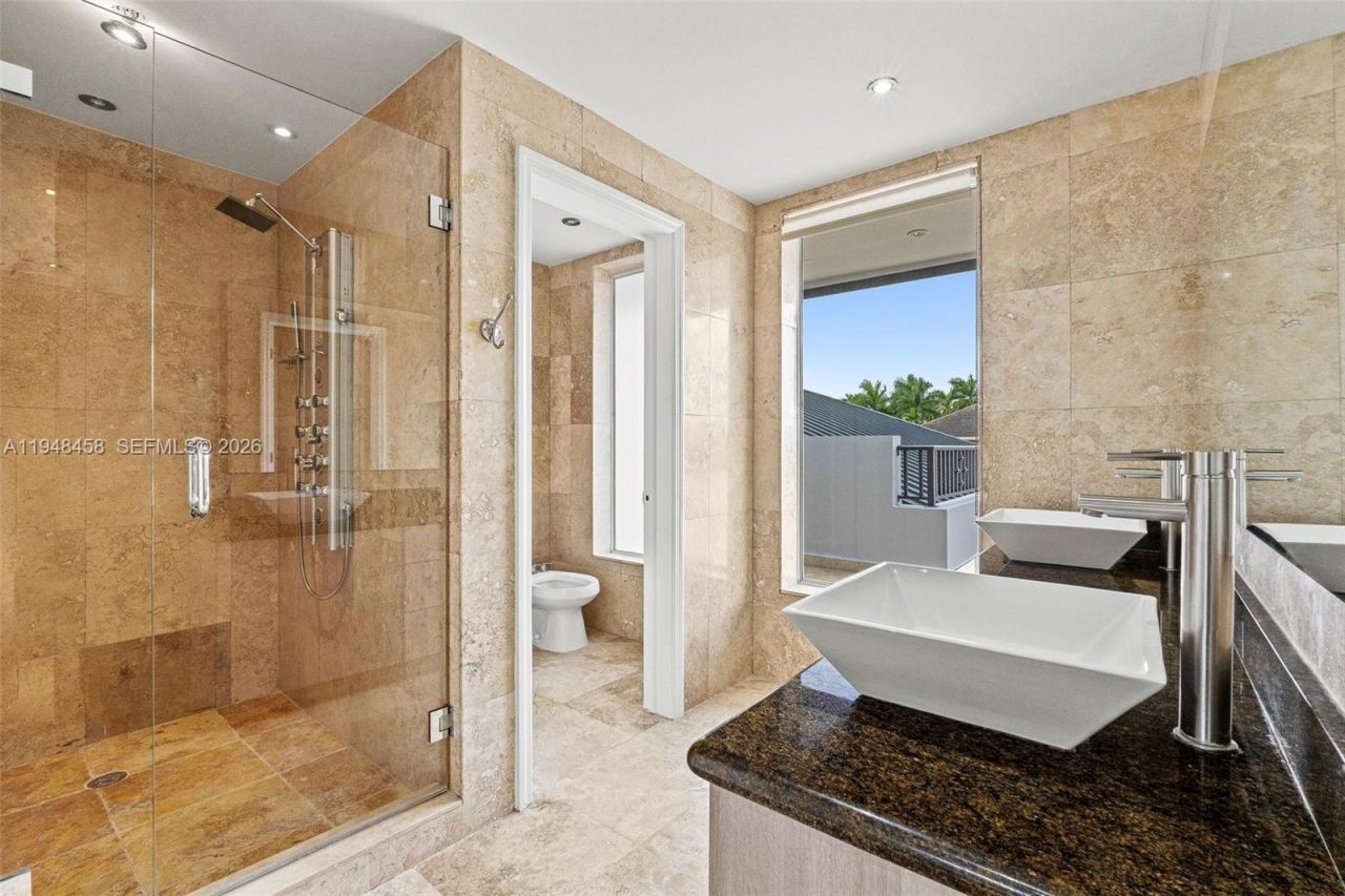 9901 NW 130th St , Hialeah Gardens, FL 33018 Photo