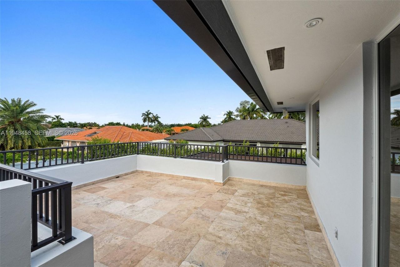 9901 NW 130th St , Hialeah Gardens, FL 33018 Photo