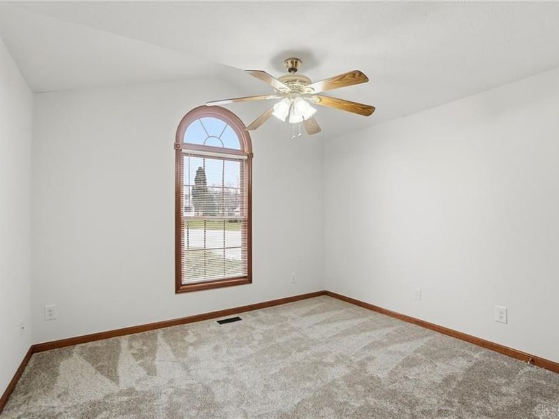 9048 Bedford Court, Clearcreek Township, OH 45458 Photo 20