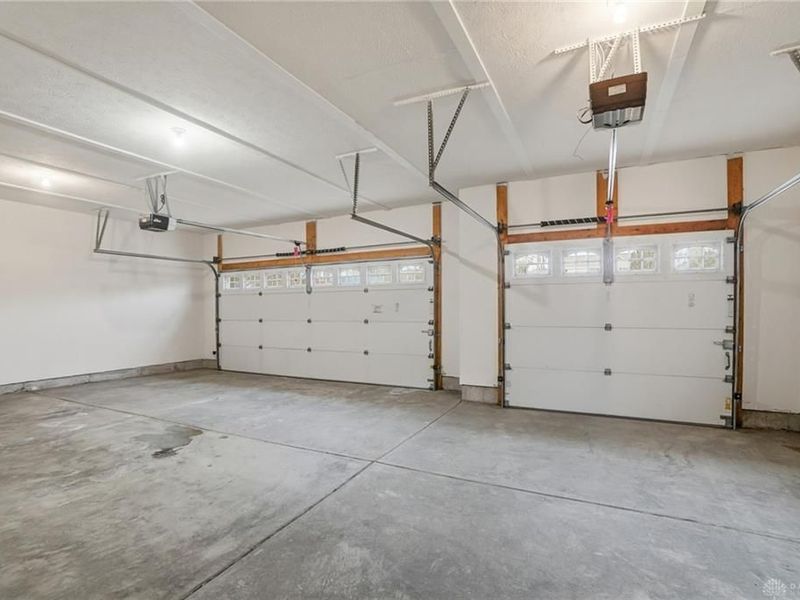 9048 Bedford Court, Clearcreek Township, OH 45458 Photo 23