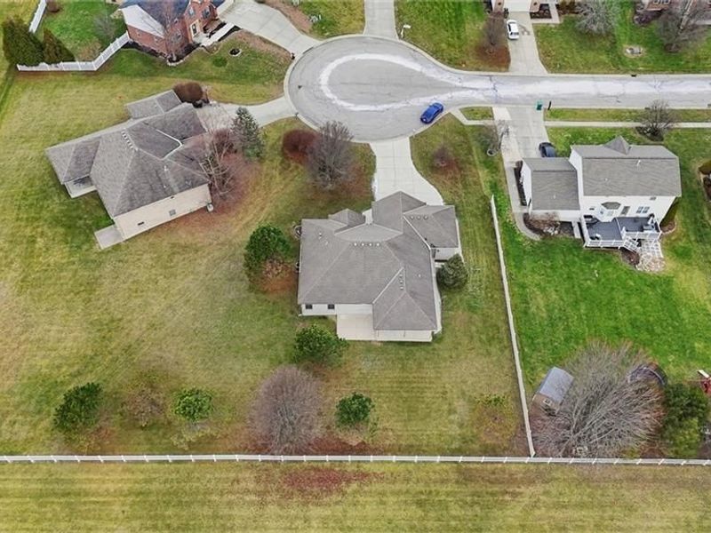 9048 Bedford Court, Clearcreek Township, OH 45458 Photo 31