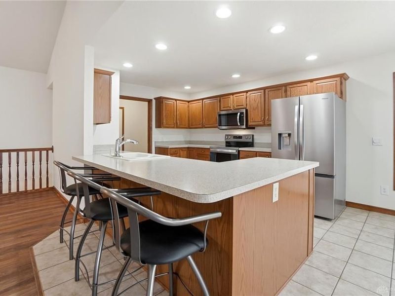 9048 Bedford Court, Clearcreek Township, OH 45458 Photo 7