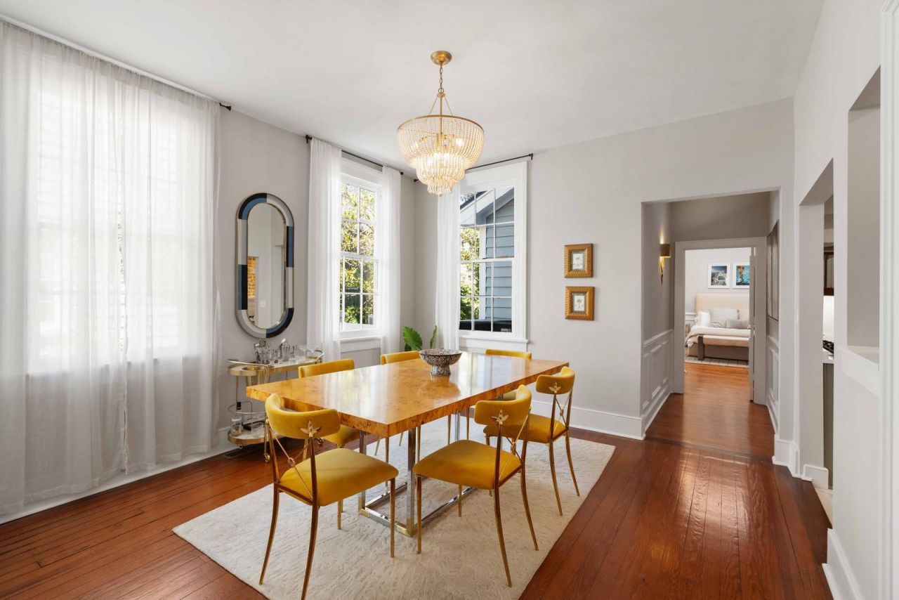 100 Queen Street Photo 11