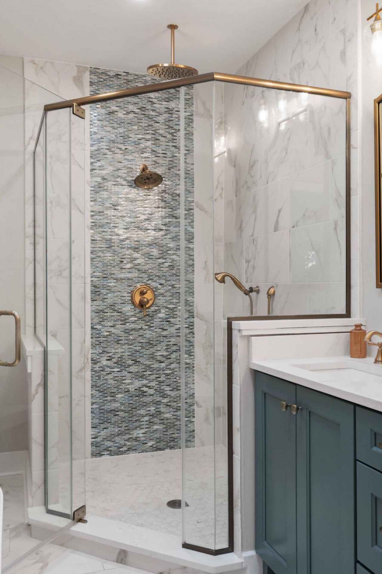 100 Queen Street Photo 26