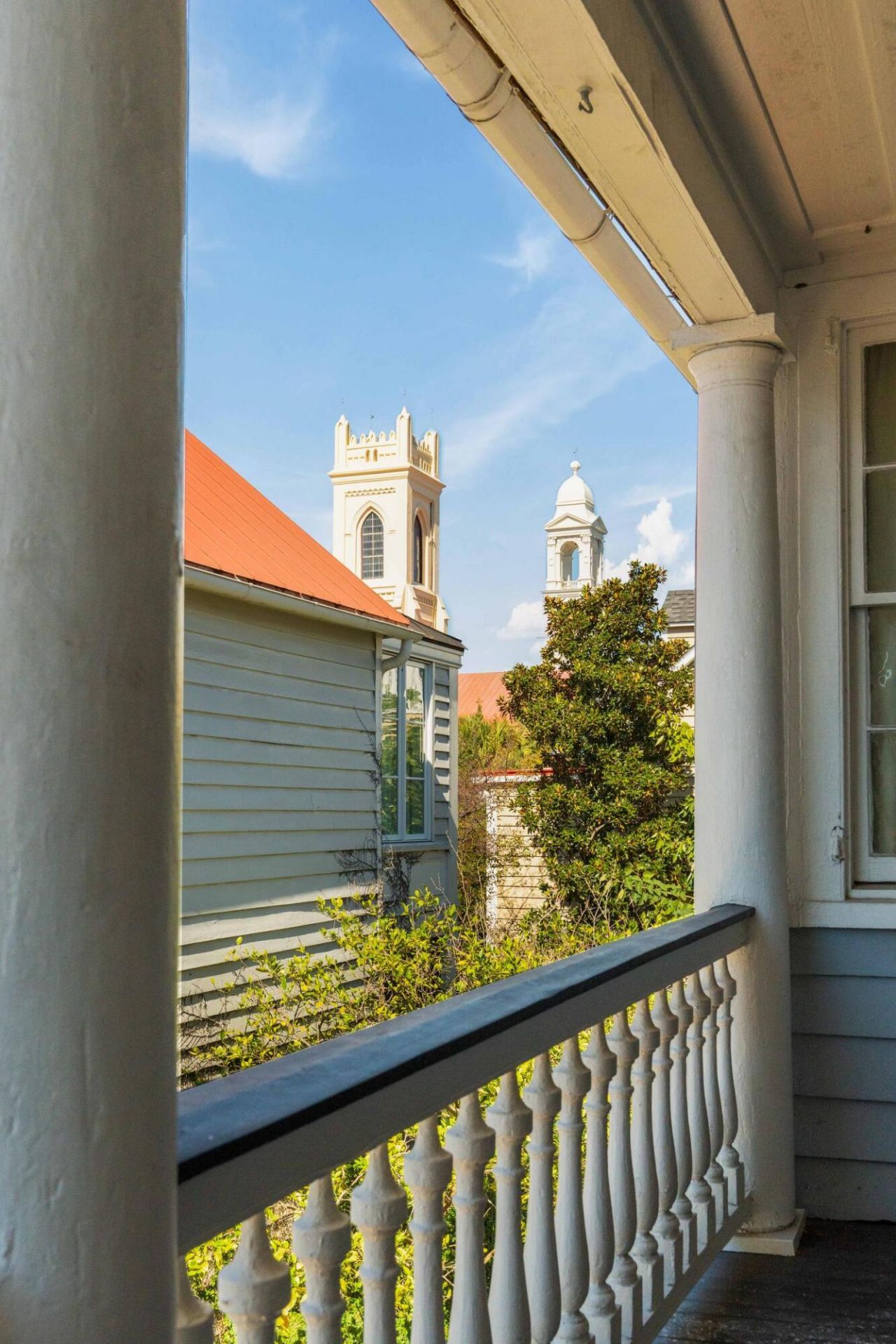 100 Queen Street Photo 51