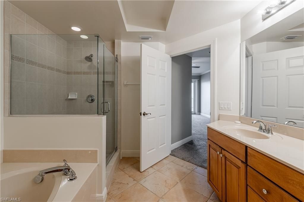 2745 1st St, Unit 1406, Fort Myers, FL 33916 Photo