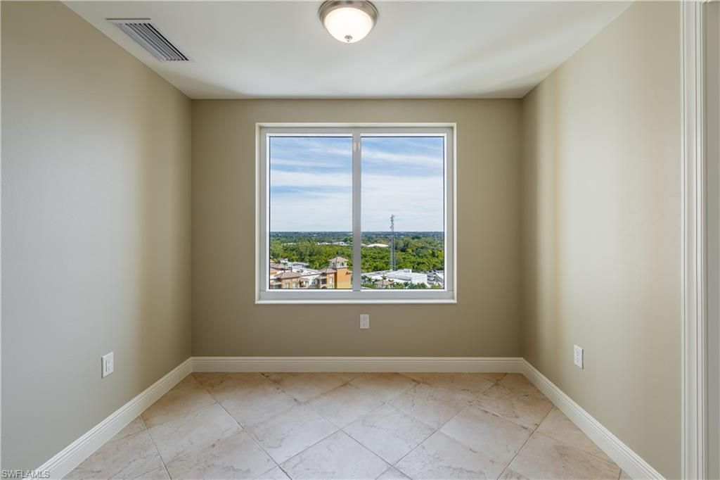 2745 1st St, Unit 1406, Fort Myers, FL 33916 Photo