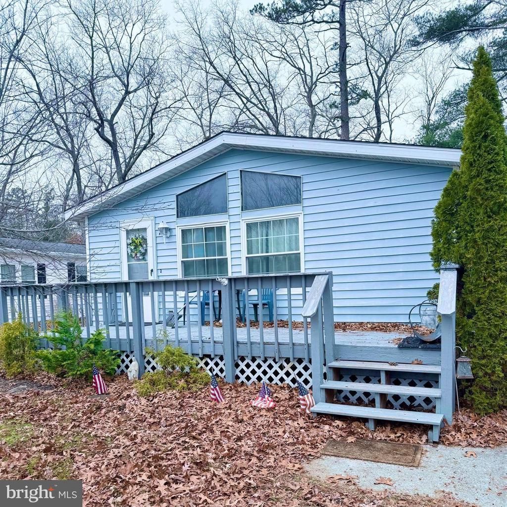 13 Cardinal Drive, Egg Harbor City, NJ 08215 Main Photo