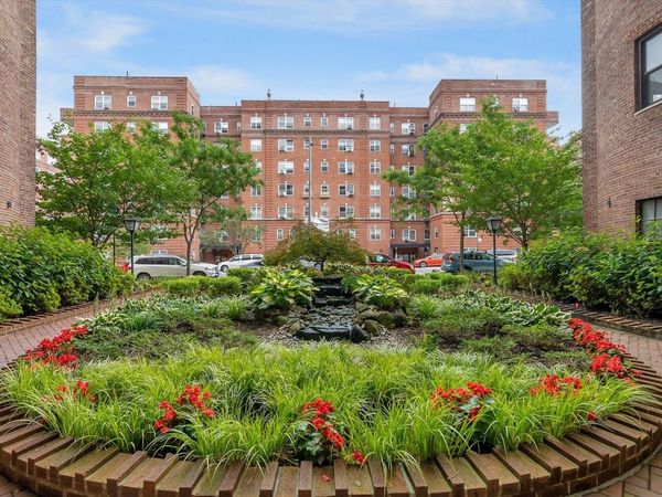 69-10 YELLOWSTONE Boulevard, Unit 210, Queens, NY 11375