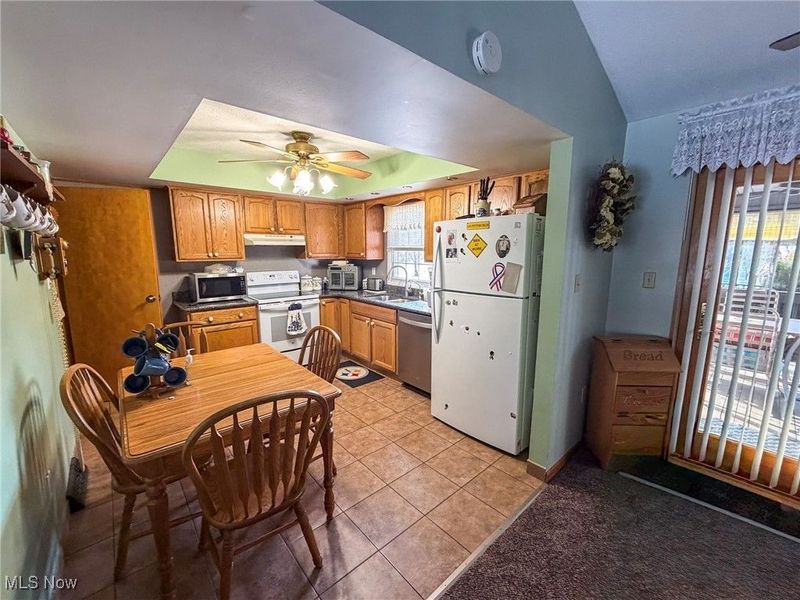 3875 Mcclintocksburg Road, Diamond, OH 44412 Photo 2