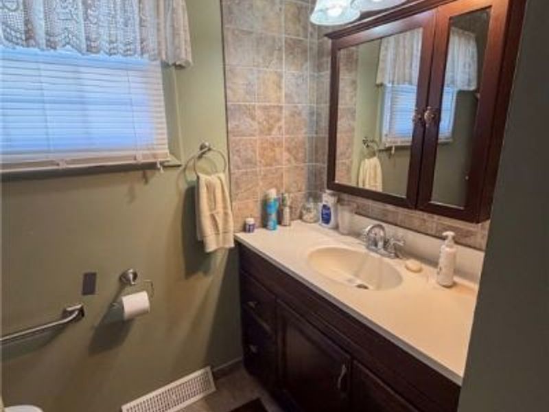 3875 Mcclintocksburg Road, Diamond, OH 44412 Photo 8