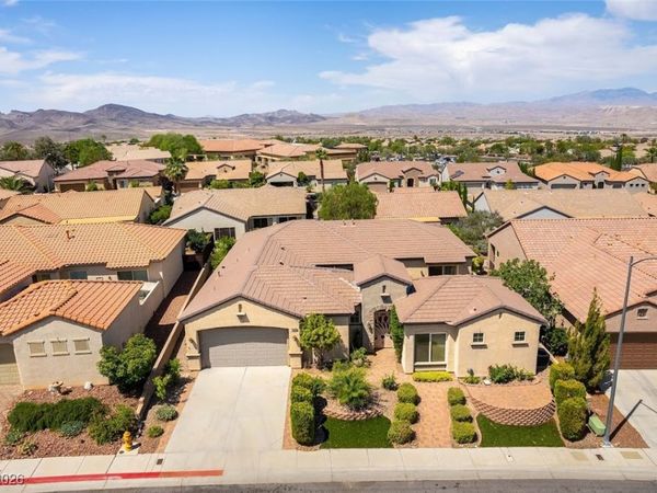 2373 Ozark Plateau Drive, Henderson, NV 89044