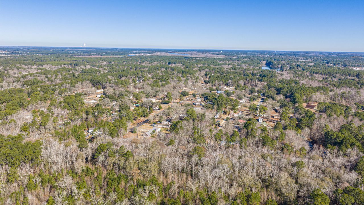 325 Linden Court Photo 83