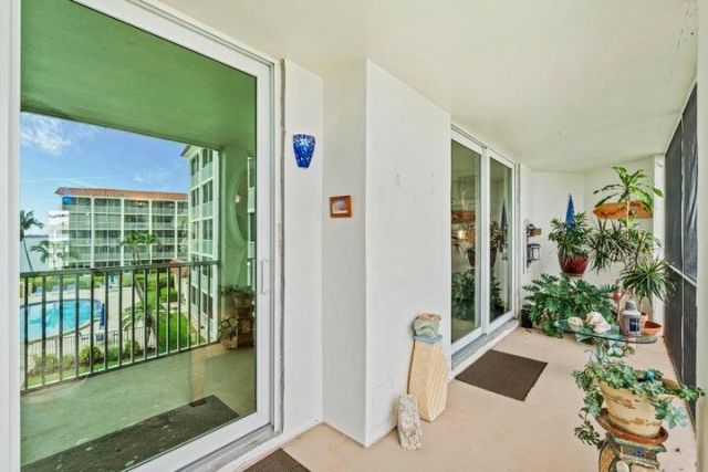 100 Paradise Harbour Boulevard, Unit 306, North Palm Beach, FL 33408 Photo