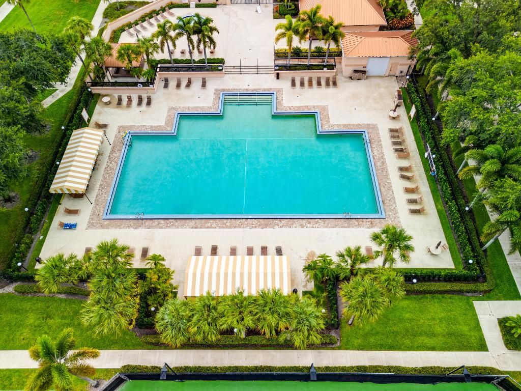 3507 Village Boulevard, Unit 401, West Palm Beach, FL 33409 Photo