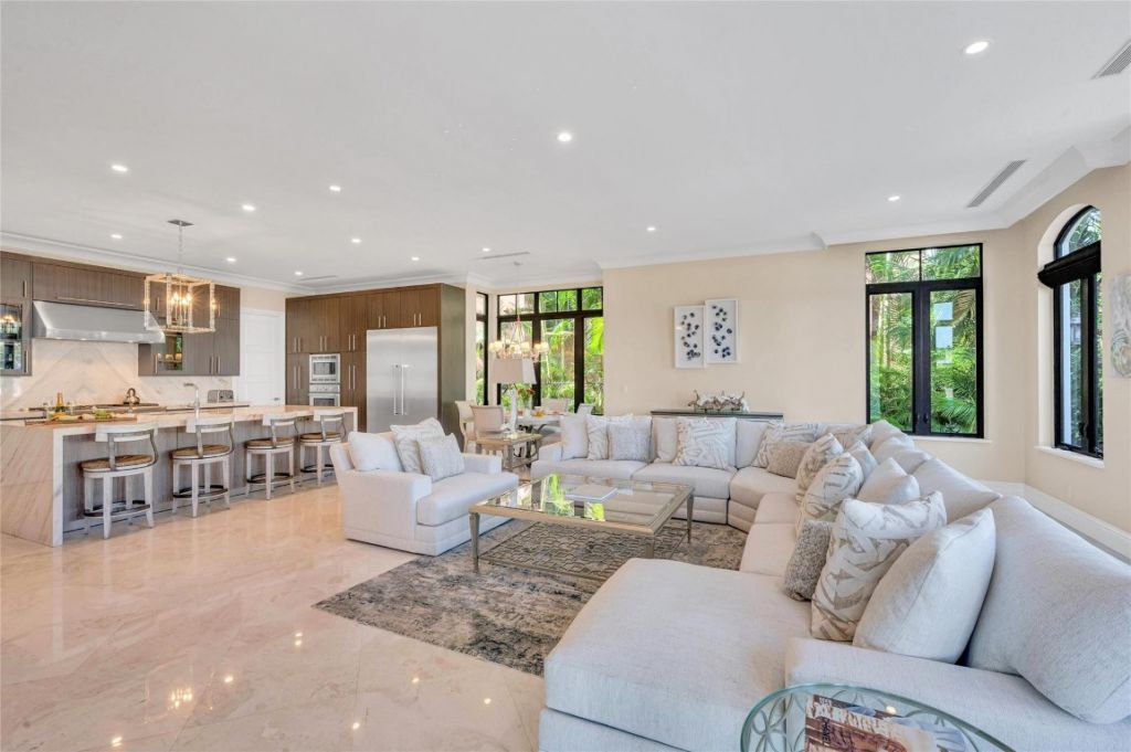 156 Fiesta Way, Fort Lauderdale, FL 33301 Photo