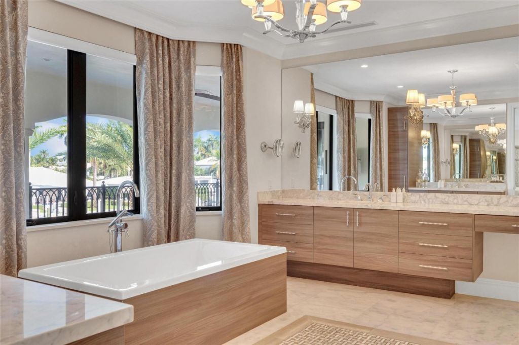 156 Fiesta Way, Fort Lauderdale, FL 33301 Photo