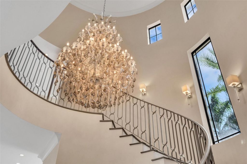 156 Fiesta Way, Fort Lauderdale, FL 33301 Photo