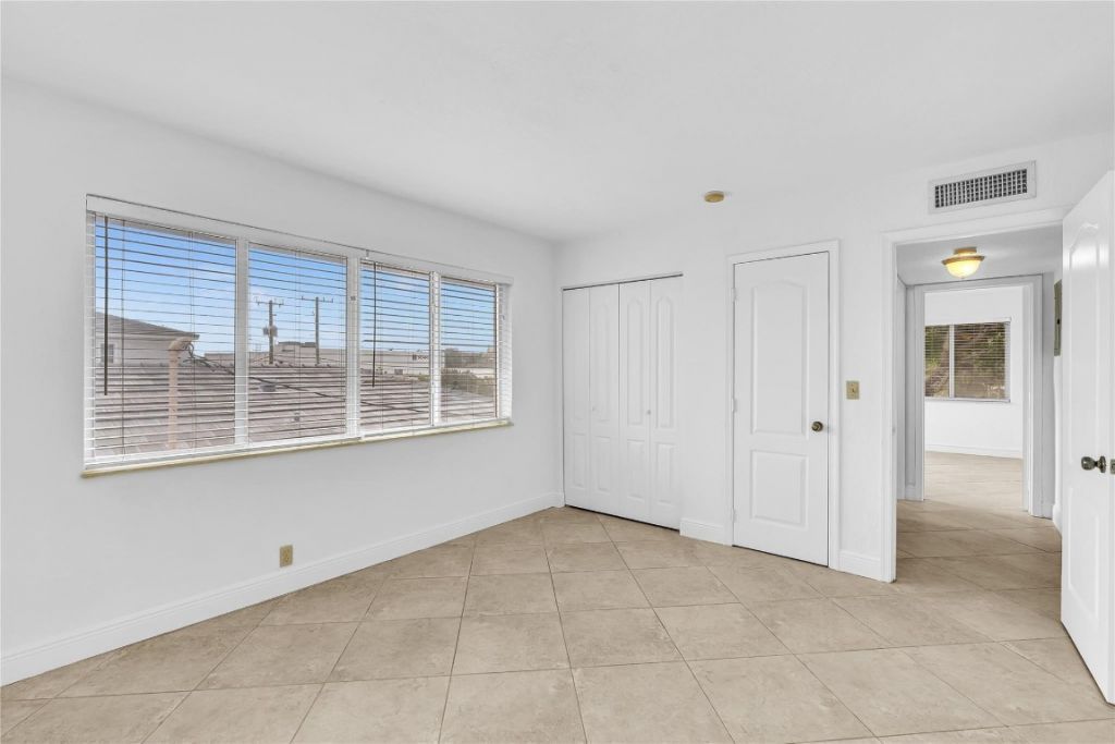 4001 NE 21st Avenue, Unit 202, Fort Lauderdale, FL 33308 Photo