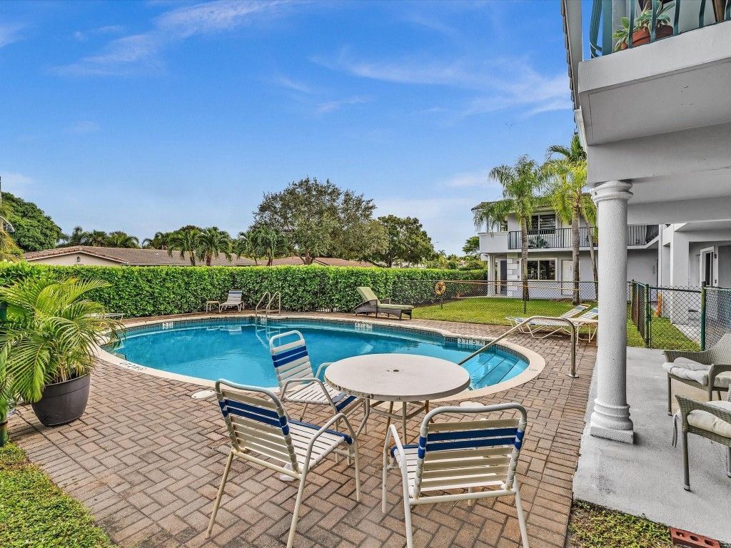 4001 NE 21st Avenue, Unit 202, Fort Lauderdale, FL 33308 Photo