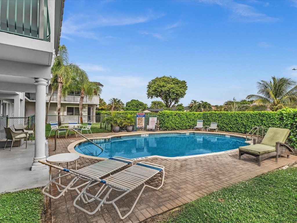 4001 NE 21st Avenue, Unit 202, Fort Lauderdale, FL 33308 Photo