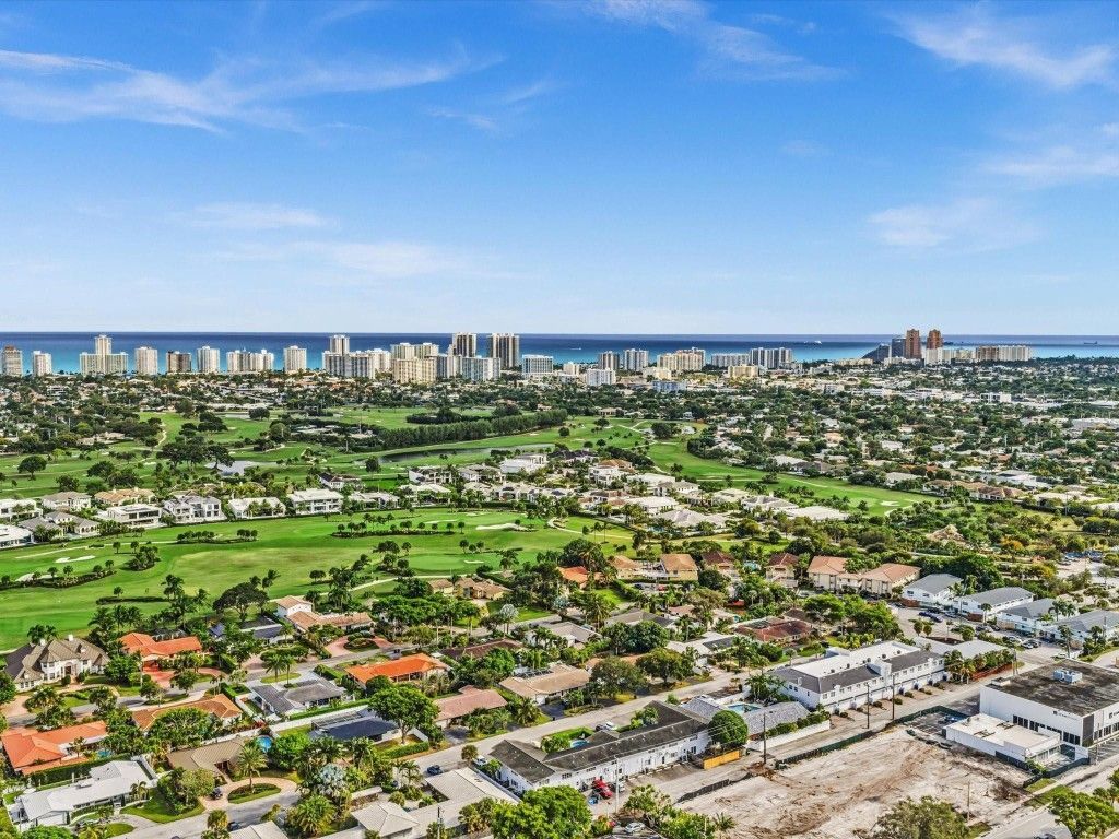 4001 NE 21st Avenue, Unit 202, Fort Lauderdale, FL 33308 Photo