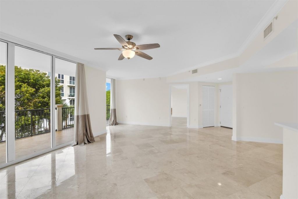 101 SE 20th Avenue, Unit 406, Deerfield Beach, FL 33441 Photo