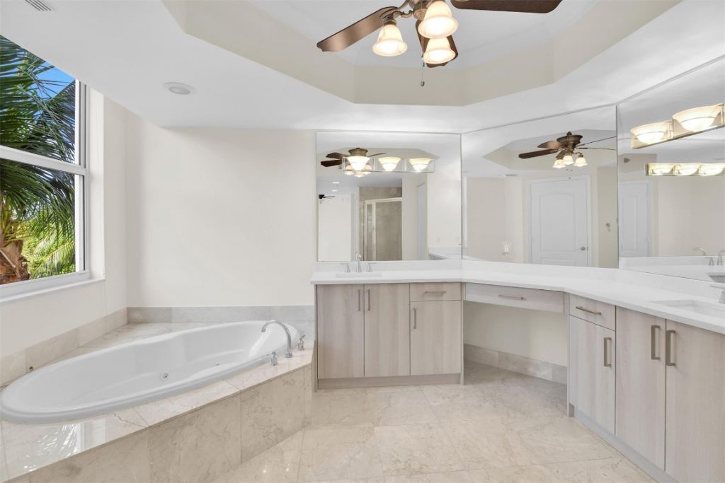 101 SE 20th Avenue, Unit 406, Deerfield Beach, FL 33441 Photo