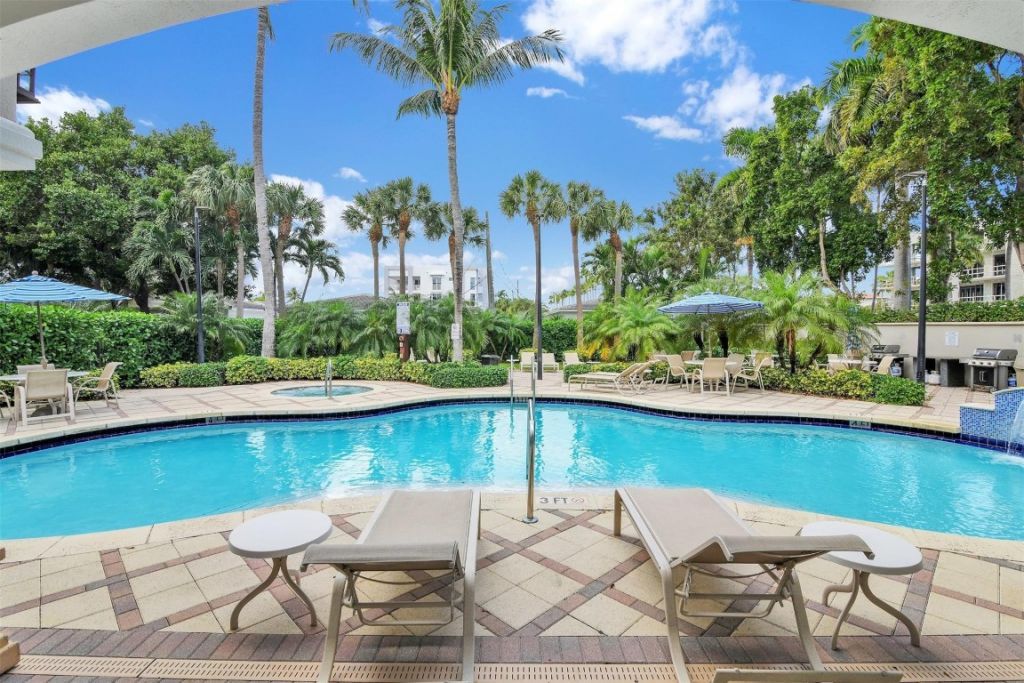 101 SE 20th Avenue, Unit 406, Deerfield Beach, FL 33441 Photo